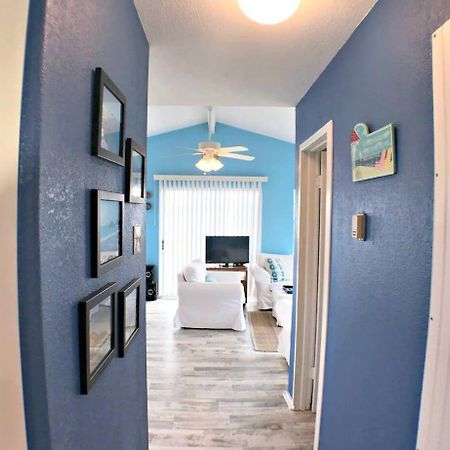 Fun In The Sun! Cozy Beach Pad, Gulf Views And Easy Access To The Sand! Surfside Beach Exterior photo