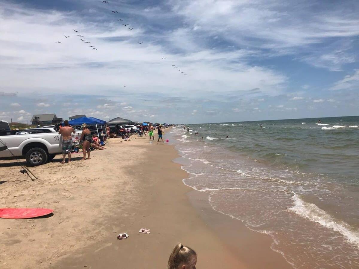 Fun In The Sun! Cozy Beach Pad, Gulf Views And Easy Access To The Sand! Surfside Beach Exterior photo
